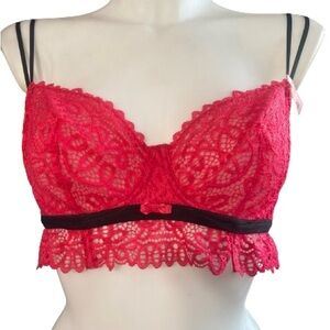 La Vie En Rose Red Lace with/ Black Underwire No Padding Bralette 36B NWT